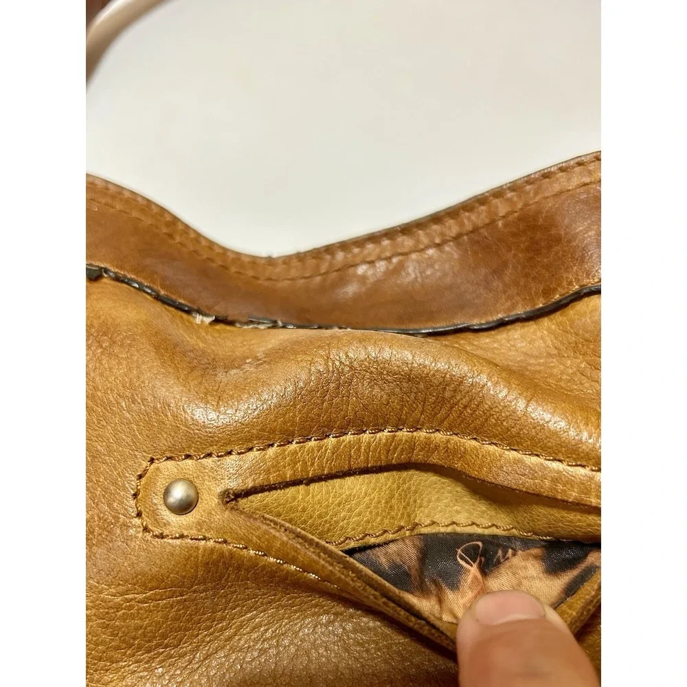 B. Makowsky Brown/Tan Leather Hobo Drawstring Shoulder Bag EUC